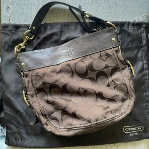Authentic Coach Bucket Bag with Zipper